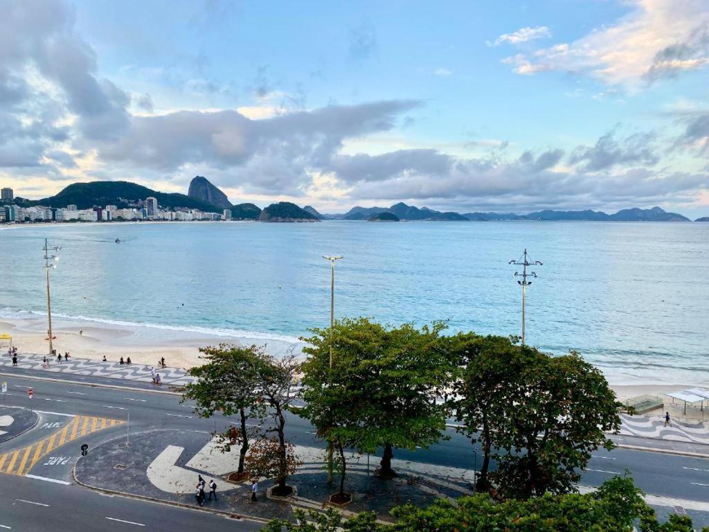 Copacabana Predio Frente Ao Mar *